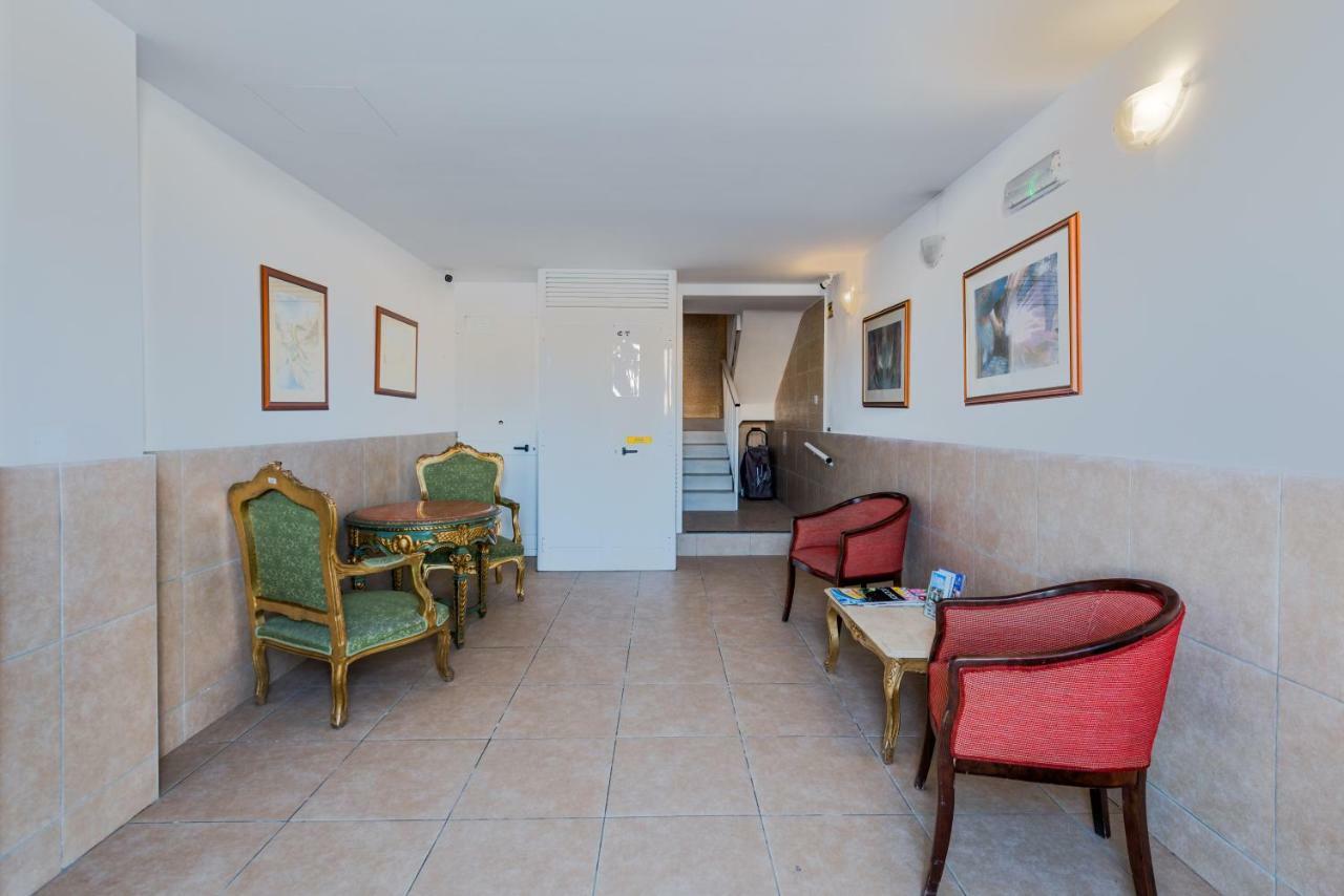 Apartamento Blue Harbour Seafront 3 Bedroom Apartment, With Spectacular Sea Views From Terrace - By Getawaysmalta
